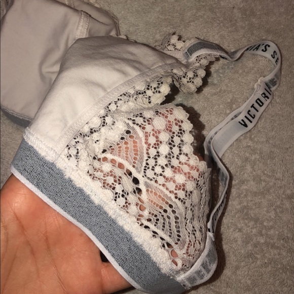 🔴SOLD🔴Victoria’s Secret Adjustable Bralette - Picture 8 of 9
